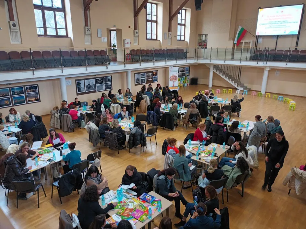 "Ален мак" на работна среща по покана на издателство "Клет България"